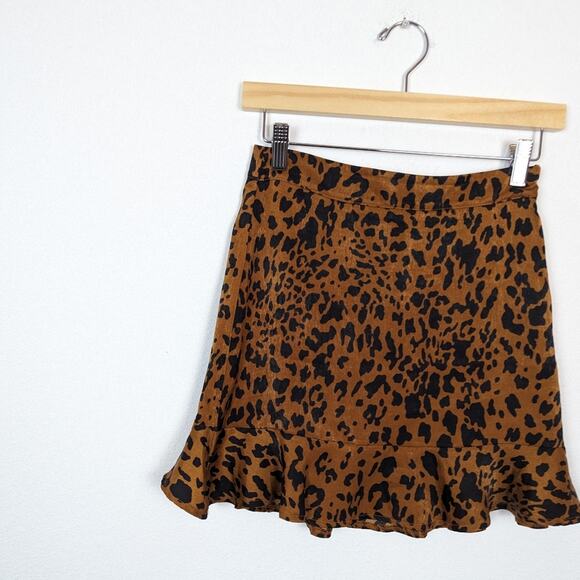Forever 21 Leopard Print Flounce Mini Skirt Size XS - Picture 3 of 7